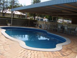 Binalong Motel - QLD Tourism