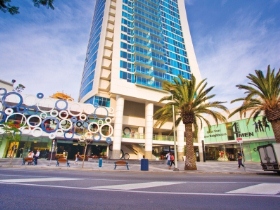 The High Street Surfers Paradise - QLD Tourism